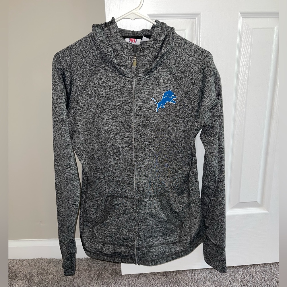 Women’s Lions Zip Up Hoodie (S)
